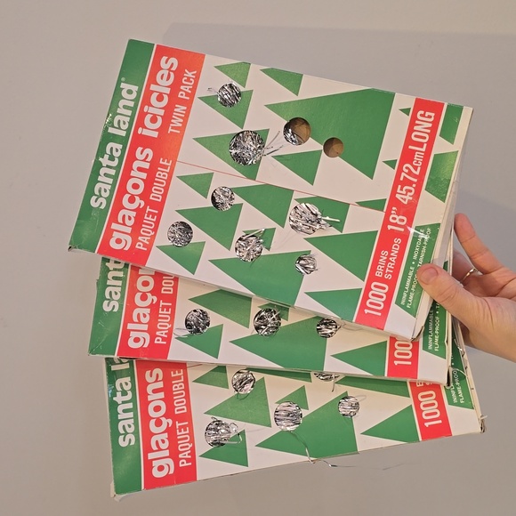 Vintage Christmas Tree Icicle Packs - Picture 1 of 5